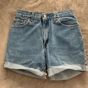 Vintage Cut-off Levi’s Jean Shorts